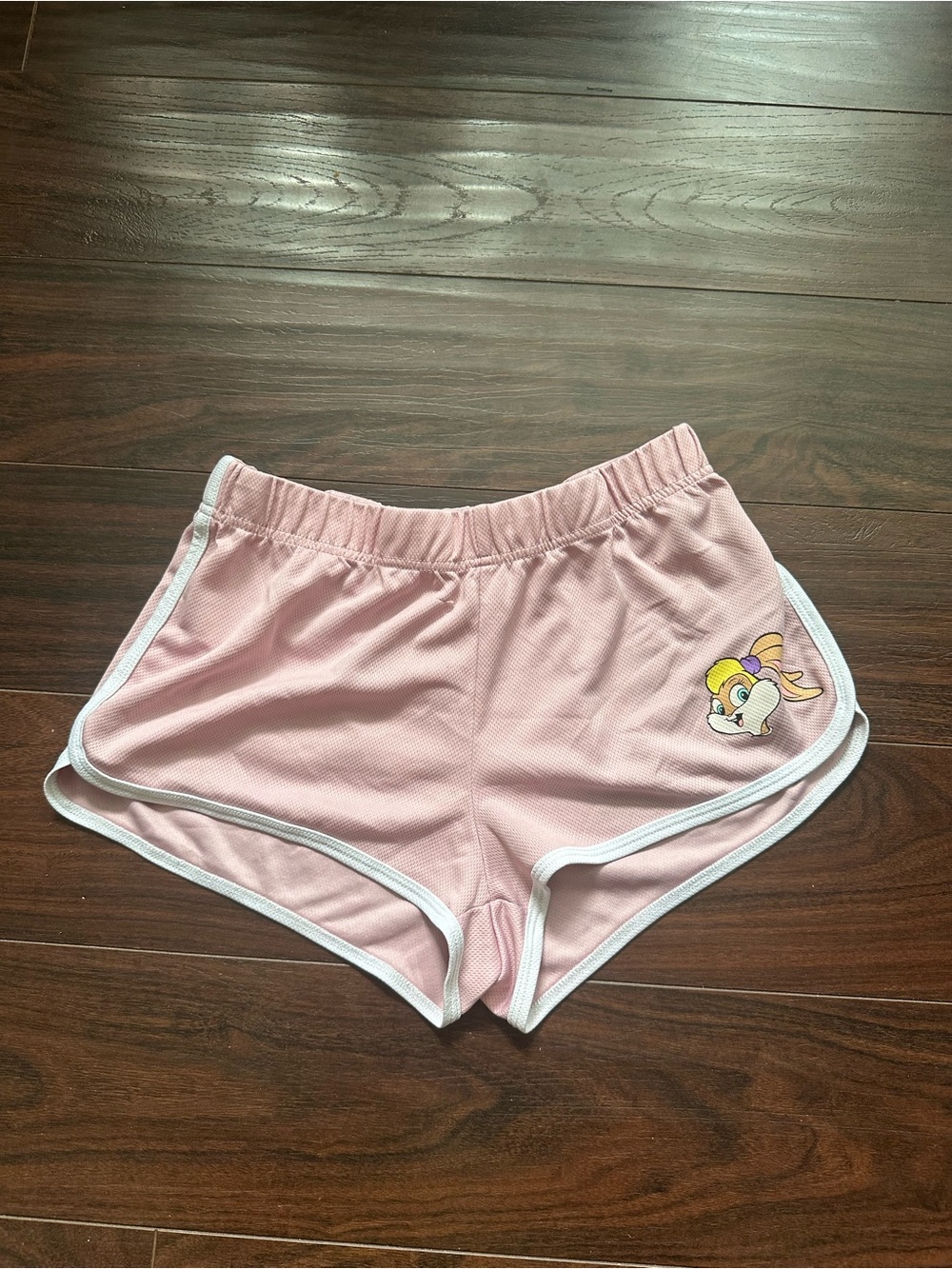 Lola looney tunes shorts